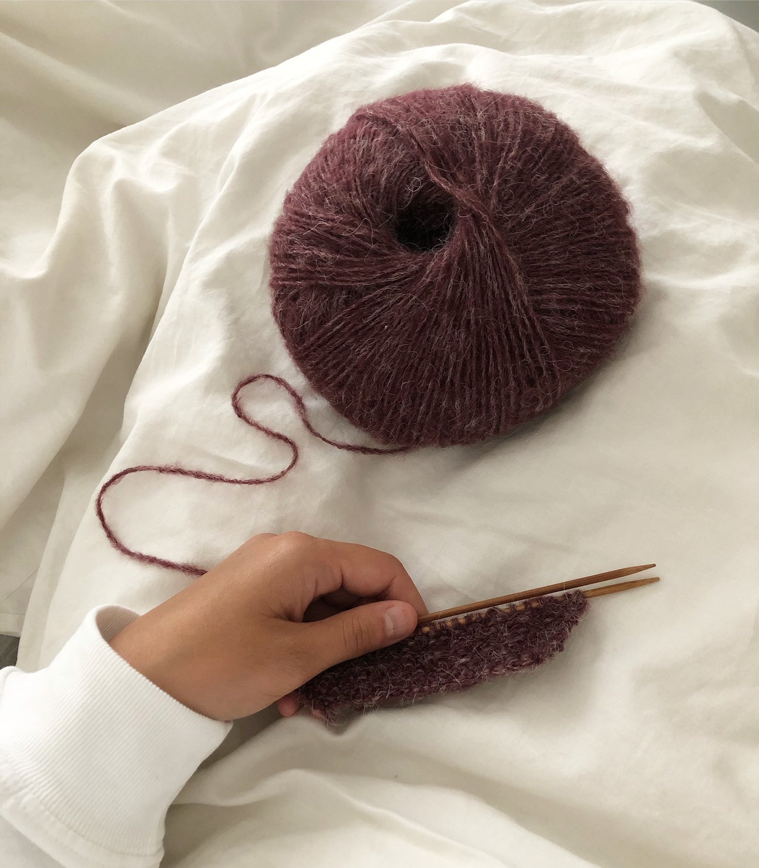 Merino Alpaca Spotted Burgundy | The Yarn Lovers